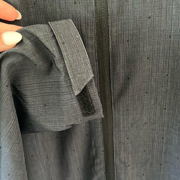 Gray Travis Mathew Zip Up Windbreaker - Medium - Picture 3 of 5